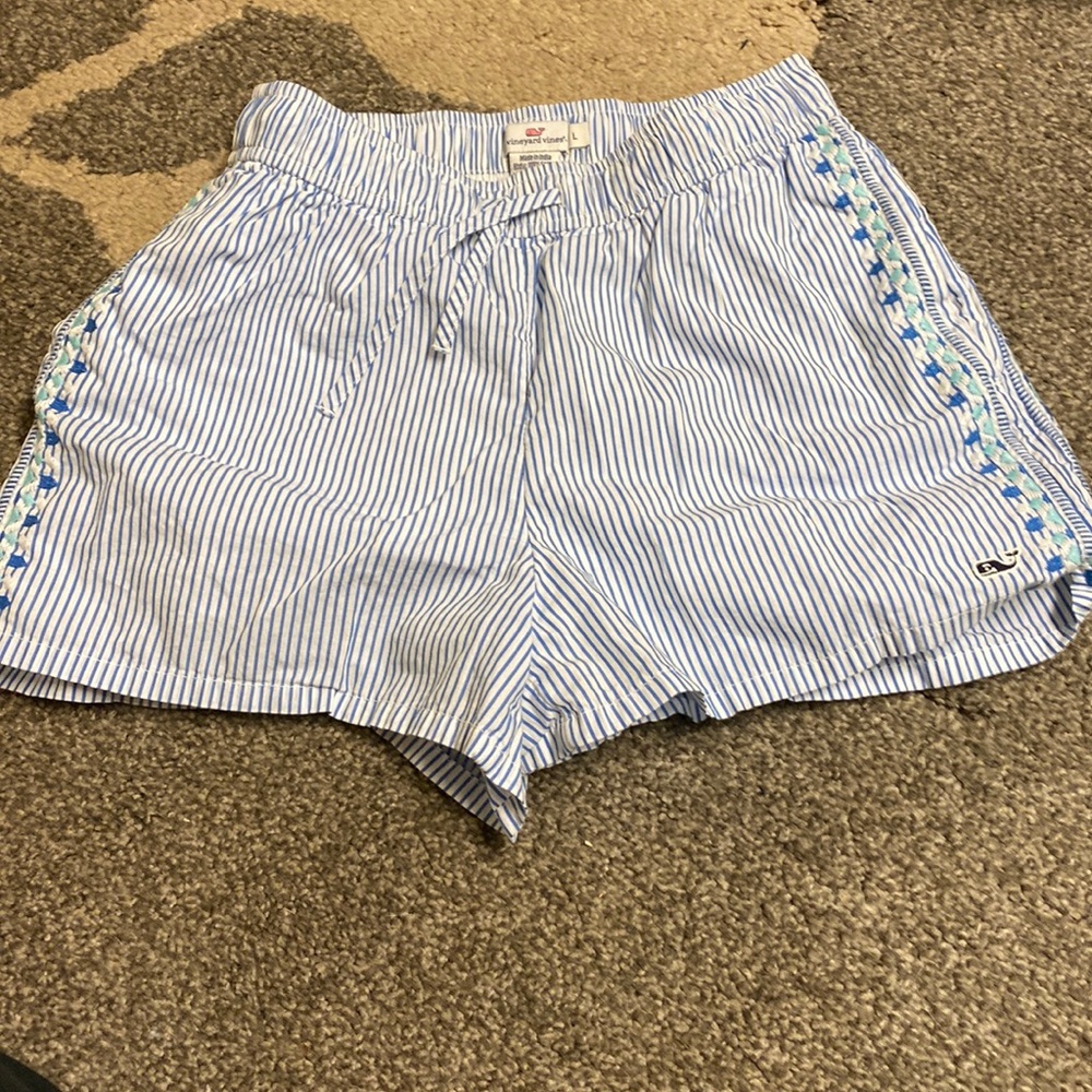 Girls Vineyard Vines sz L shorts